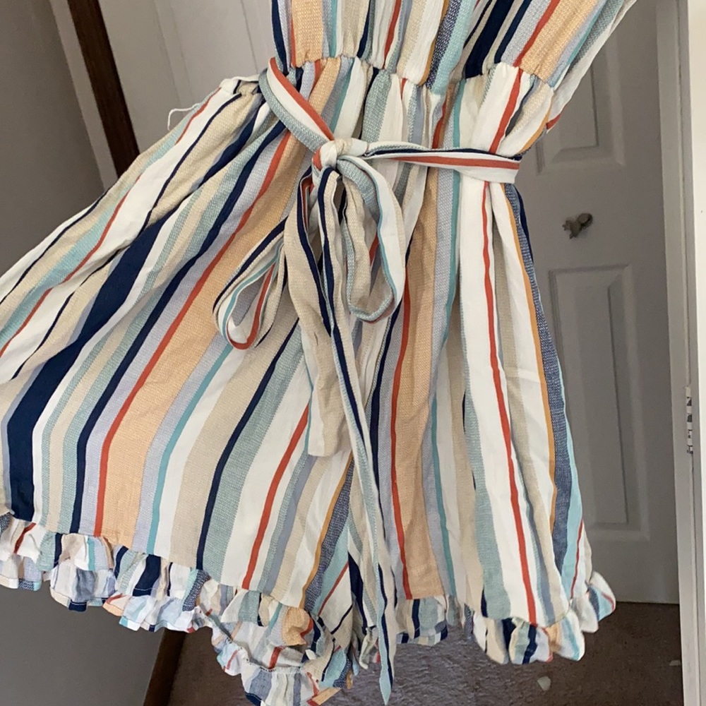 Romper - Picture 3 of 5